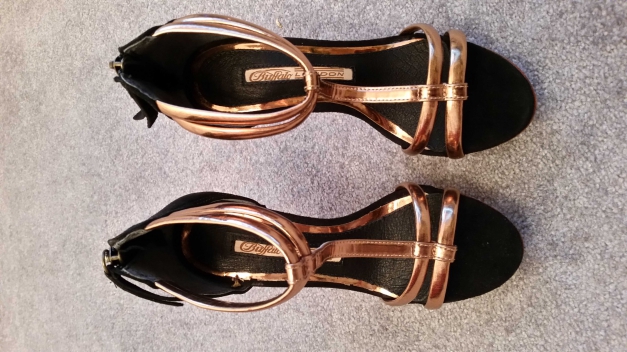 Buffalo Highheels schwarz/gold