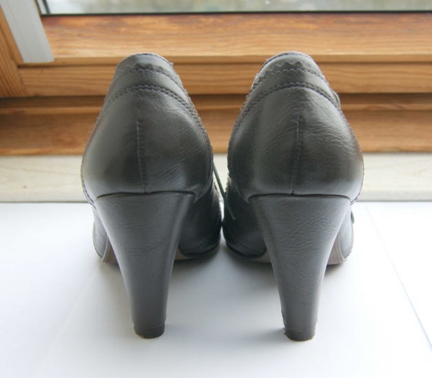 graue Zara Ankle-Boots