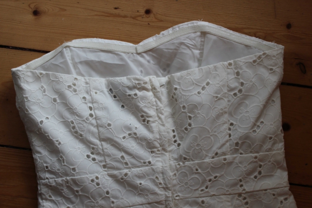 weißes Kleid in Gr. 38