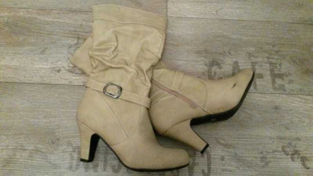 Stiefel beige/nude Gr.39