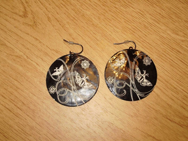 Ohrringe schwarz/weiß Schmetterlinge Scheibe asiatisch
