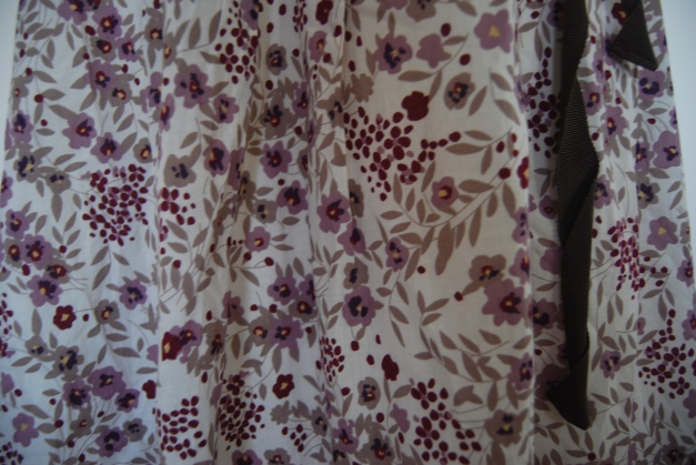 OUI   Blümchen  Flower-Power  Rock  Trendi