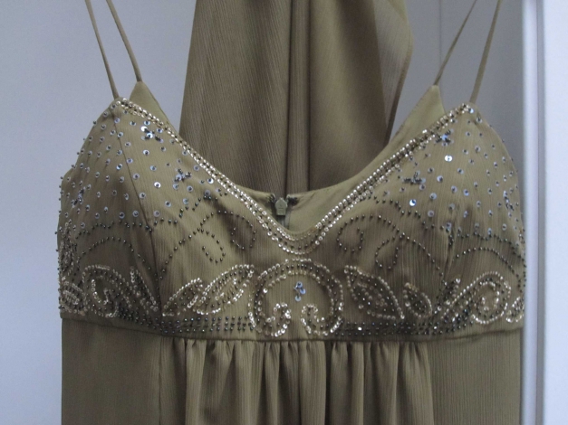 Abendkleid nur ein mal getragen!