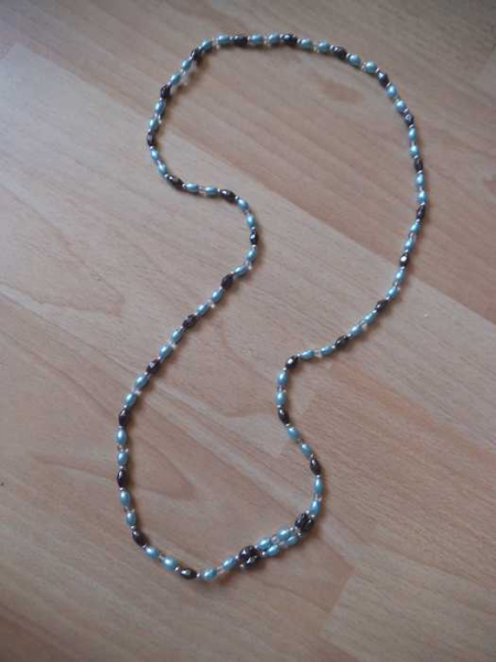 türkise Perlenkette mit Magneten