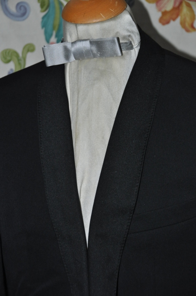 SMOKING Anzug Einreiher Schalkragen/Seidenspiegel Hose/Seidengalon Gr. 28    Gvl