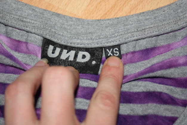 T-Shirt lila, grau gestreift, Streifem, Gr. XS, auch passend bei S, Muster