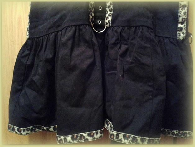 Gothic Kleid mit Leomuster D-Ringe