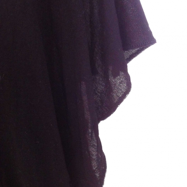 Schwarzes Top Stickerei Perlen Fledermausärmel