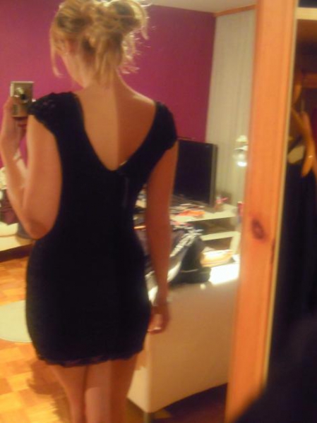 kurzes Spitzenkleid / H&M