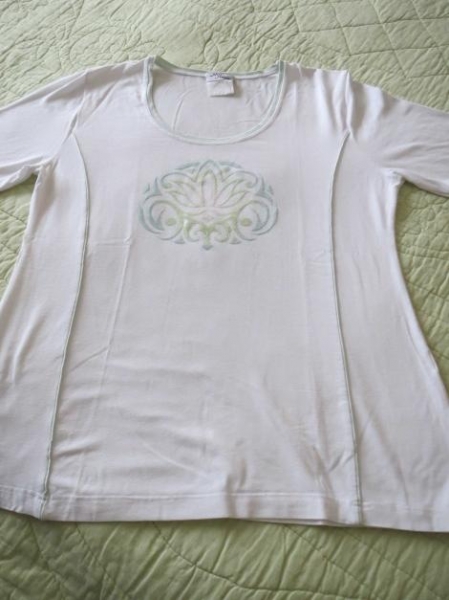 Oberteil/Shirt,weiß,sehr schön,Kurzarm