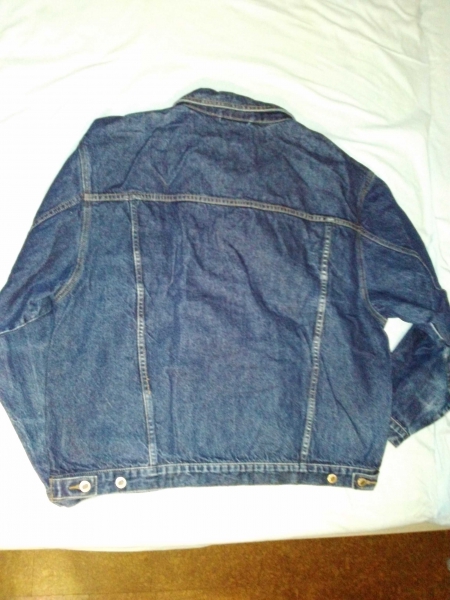 Klassische Jeansjacke blau