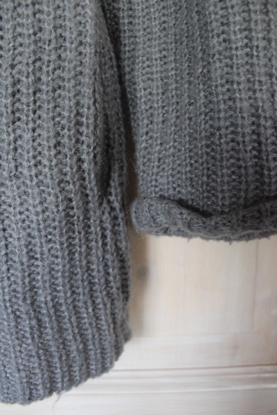 Grauer Strickcardigan von Primark