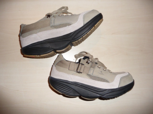 chung shi AuBioRiG Rückenschuhe bzw. Trainingsschuhe (vergleichbar mit MBT Schuhen) NP 189,90 €