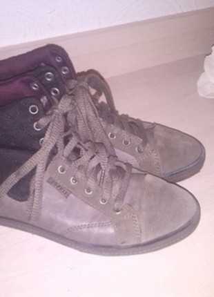 High-Sneaker, Esprit, sportlich