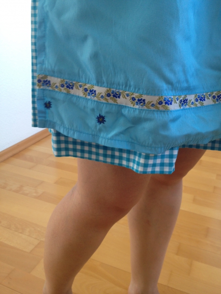 Stockerpoint Dirndl Größe 34 blau kariert