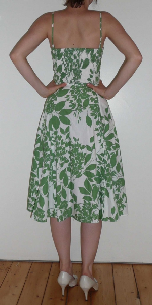 Zara Sommer Kleid mit floralem Aufdruck 32 = XXS - XS