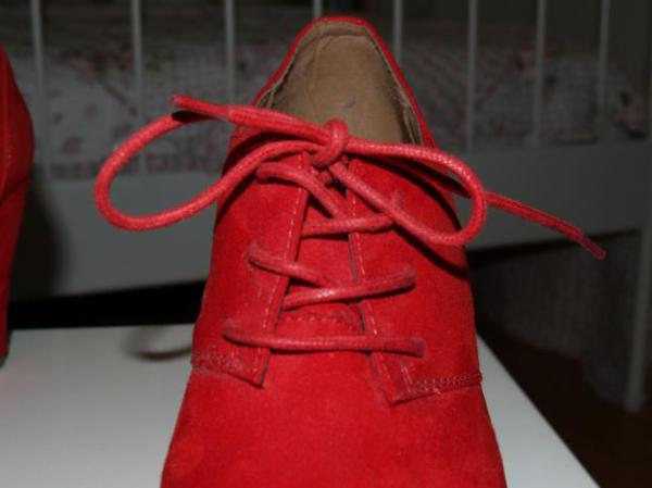 Rote Wedges