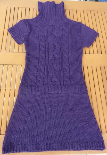 Kurzärmliges Strickkleid