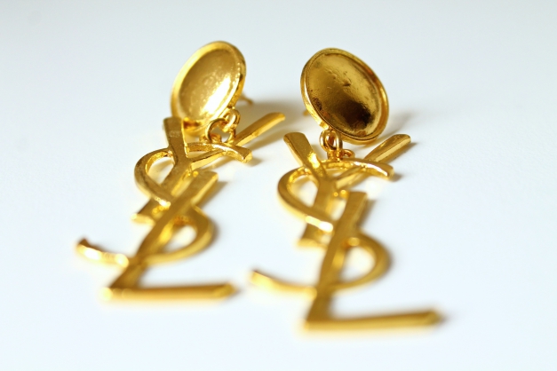 NEU YSL Ohrringe Gold Design Luxus Glamour Blogger Lookbook Schmuck Accessoires Ohrstecker Studs Trend Chic