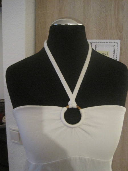 weißes Sommertop Neckholder