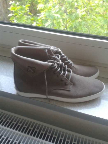 Sneaker von Pointer aus Leder NEU