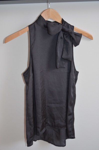 H&M Top mit Schleife