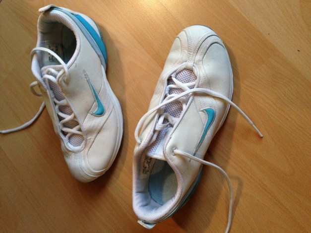 Nike Sportschuhe Gr. 37,5 Fitness & Dance