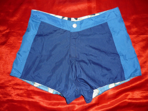 Boardshorts Wendehosen * Gr.34 36 * Badehosen * Bermuda