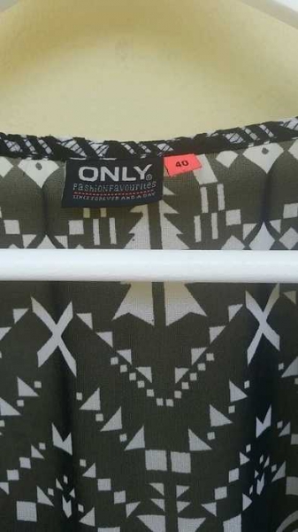 Bluse Only Gr.40 schwarz-weiß Neu