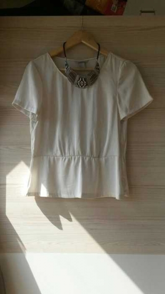 Weißes Peplum Tshirt 