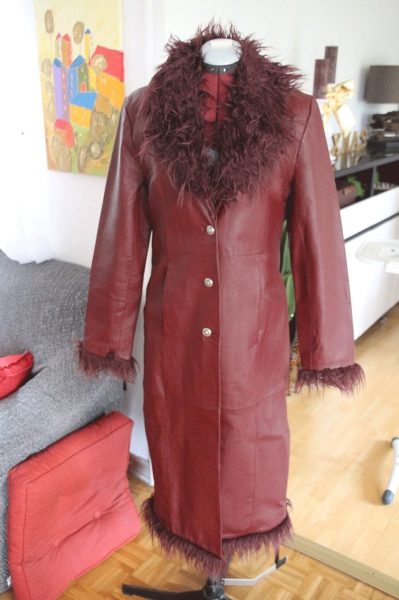 VERSACE Kunstleder mantel rot Gr. 36