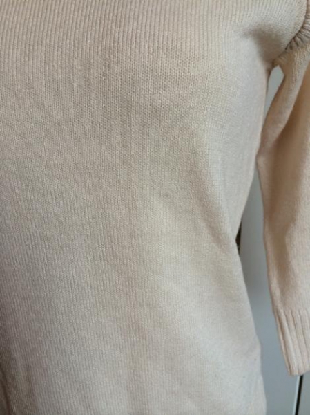 Pullover Puder beige Creme rosa mit Flatterärmel 