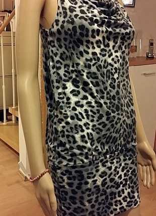 Wunderschöne Tunika /Mini Kleid in Leo look