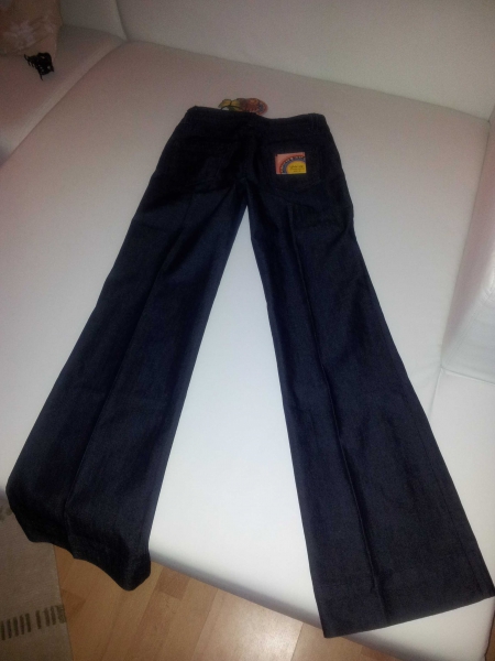 Sehr süße und schöne Schlaghose von Hallhuber, Jeans, NEU