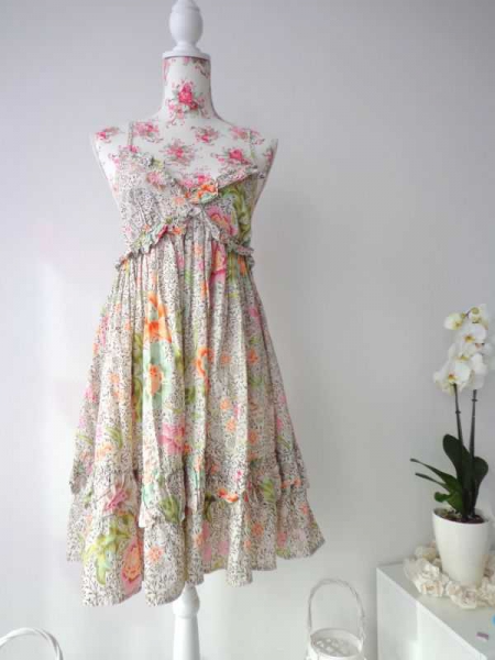 Warehouse Blumenkleid Trägerkleid