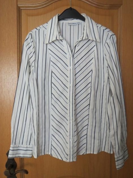 Bluse, Gr.42/M, Langarm, gestreift