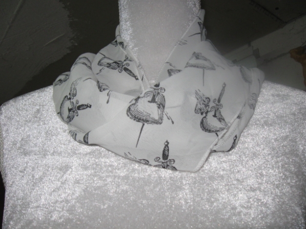 *** Schöner Schal mit Muster *** 