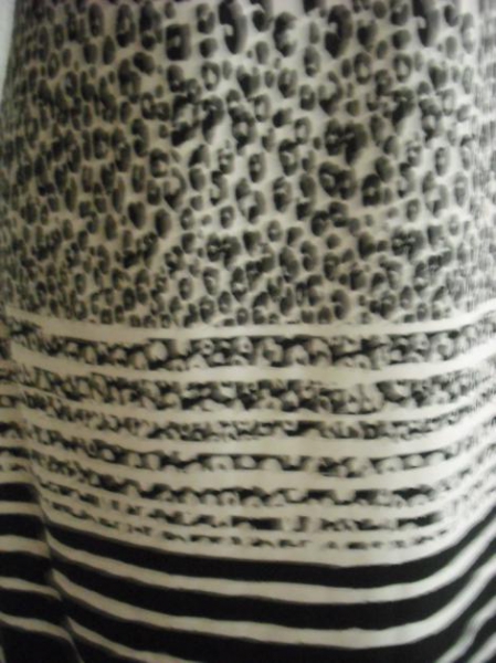 Elastisches figurbetontes Kleid mit 3/4 Arm, ungefüttert, gemustert, Leo