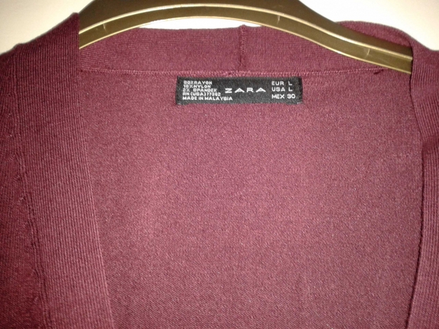 Dunkelrote / Lila Strickjacke von Zara