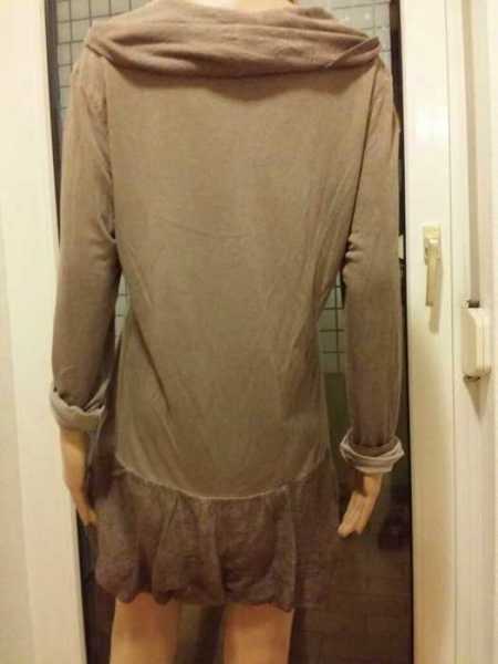 schöne Tunika in Beige von Laura di Sarpi