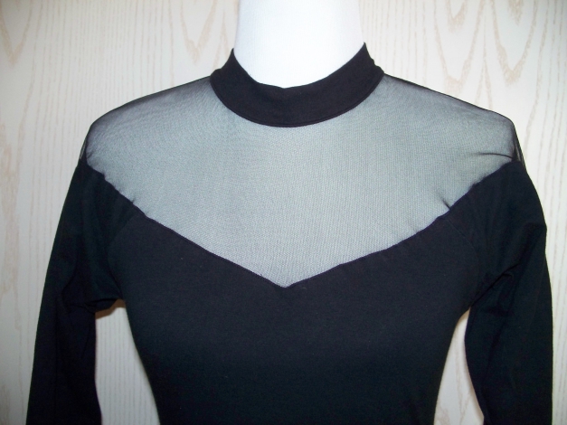 VINTAGE// Kurzes schwarzes 80er-Kleid mit Mesh/ Netz & leichten Fledermausärmeln