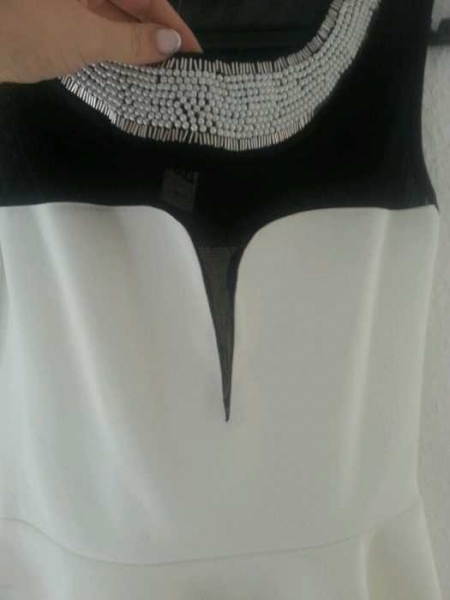 peblum top mit perlen details