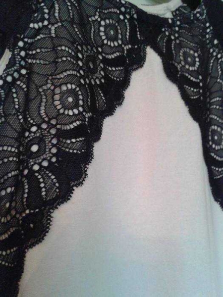 Top mit Spitze - Schwarz - Blassrosa - H&M - Business Schick Stretch Eng Edel