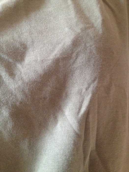 dunkelgrünes T- shirt