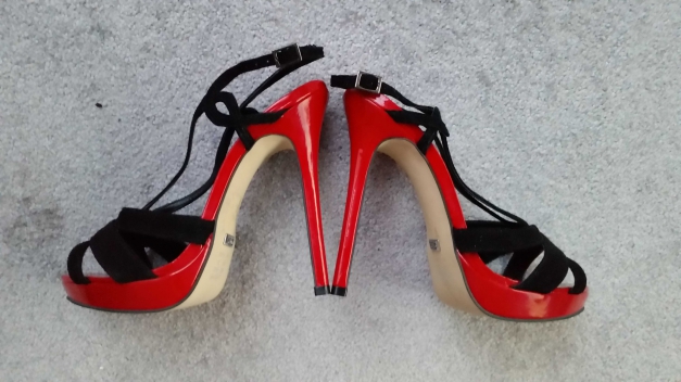  Buffalo Highheels schwarz/rot