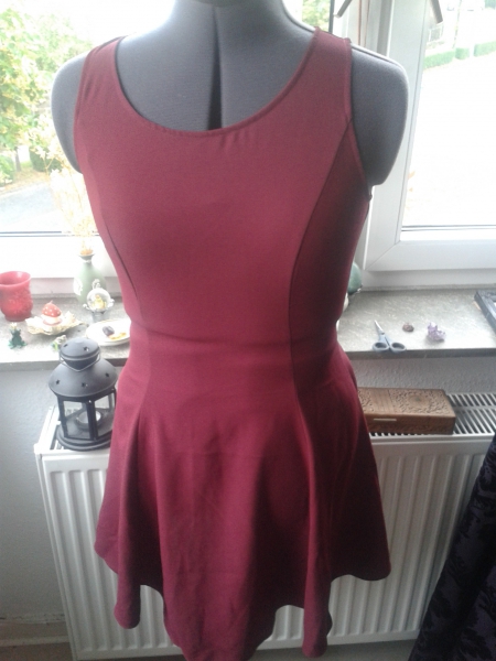 A Linien Kleid rot bordeaux transparent 38 H&M Rotkäppchen
