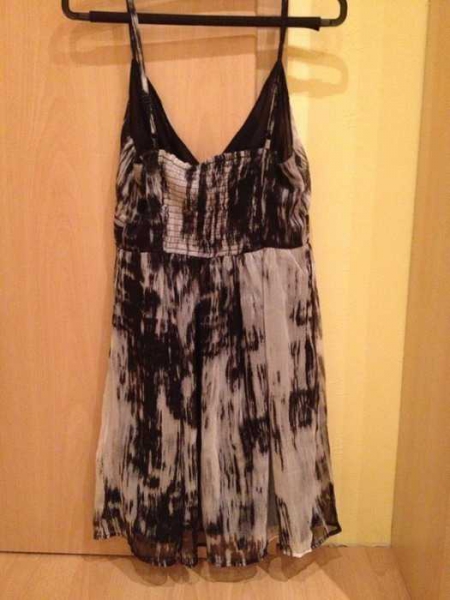 NEU Strandkleid Sommerkleid partykleid only 36 mit Etikett schwarz weiß