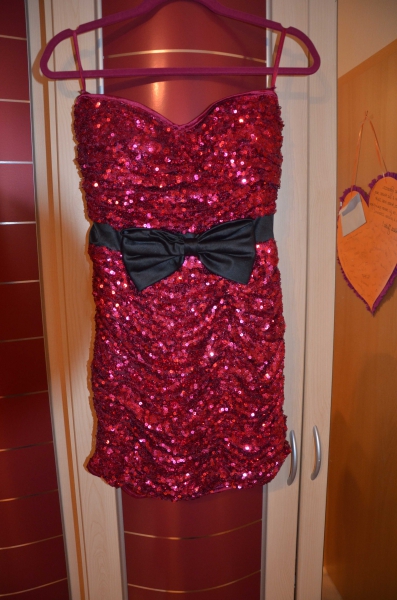 rot/pinkes Paillettenkleid 