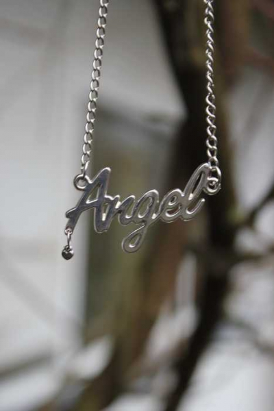 Kette silber Schrift Angel