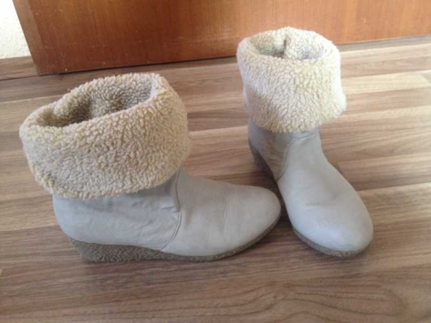beige Stiefeletten (39)